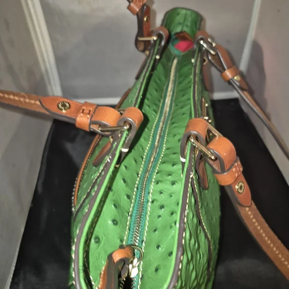 Dooney & Bourke Green Ostrich-Embossed Tote *rare - Picture 4 of 8